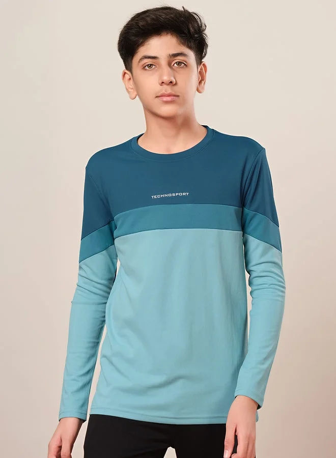 تكنوسبورت تيشيرت بأكمام طويلة بتصميم كتل الألوان وقصة عادية